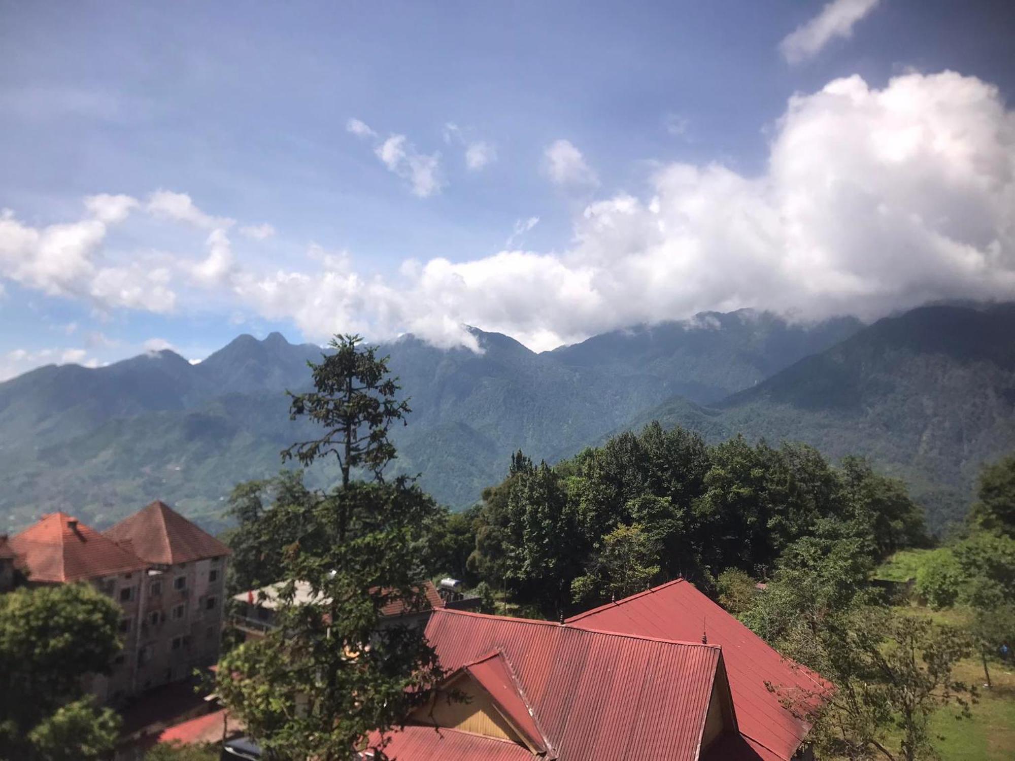 Binh Lan Hotel Sa Pa Exterior photo