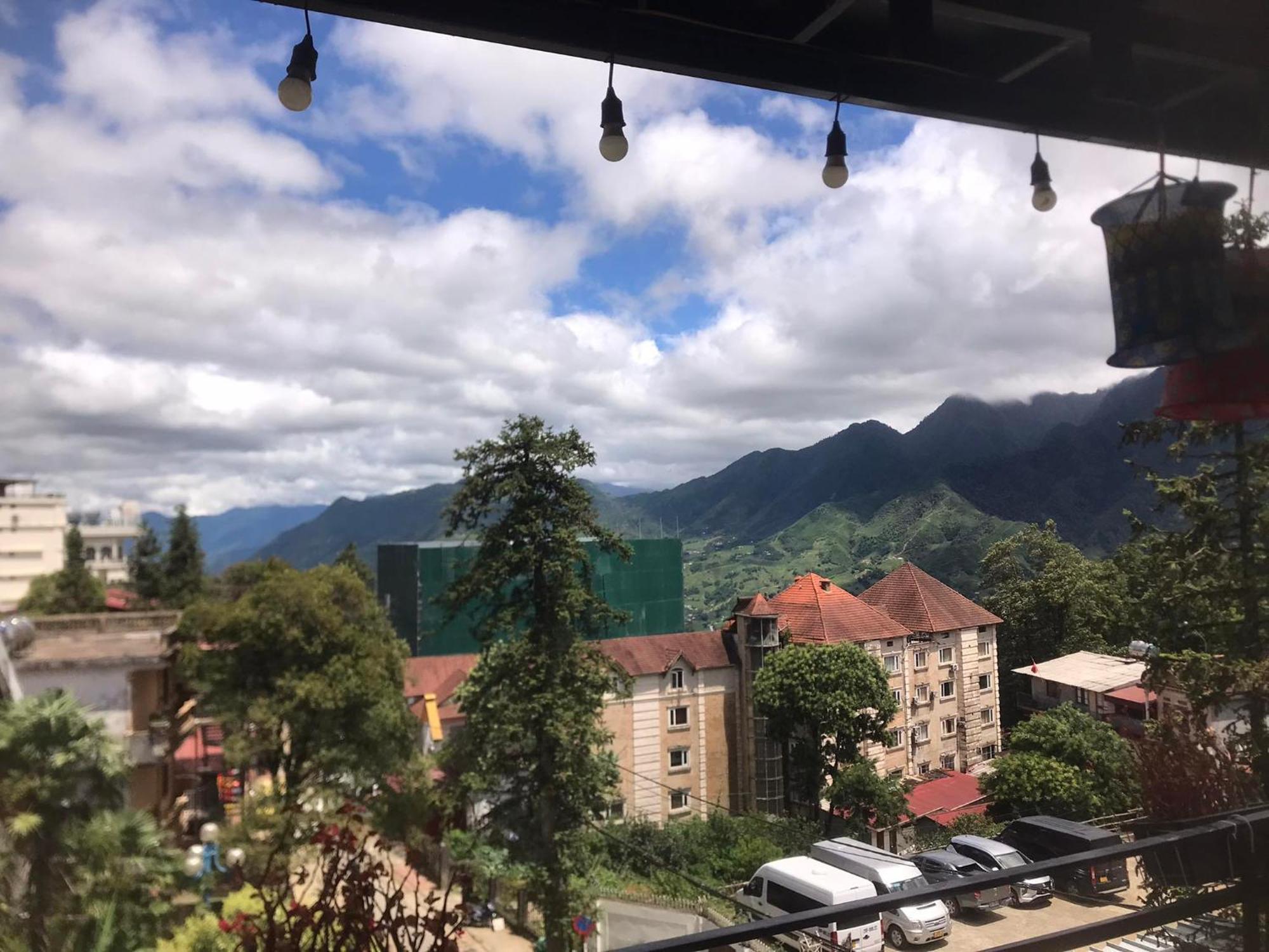 Binh Lan Hotel Sa Pa Exterior photo